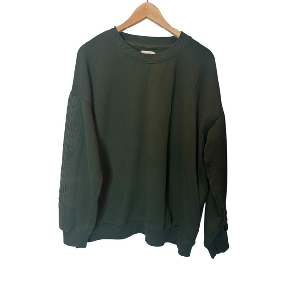 Aerie Green Crewneck Sweater Size Medium | Cable Knit - Picture 1 of 2